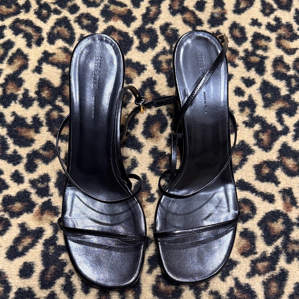 Khaite loop black Sandals
